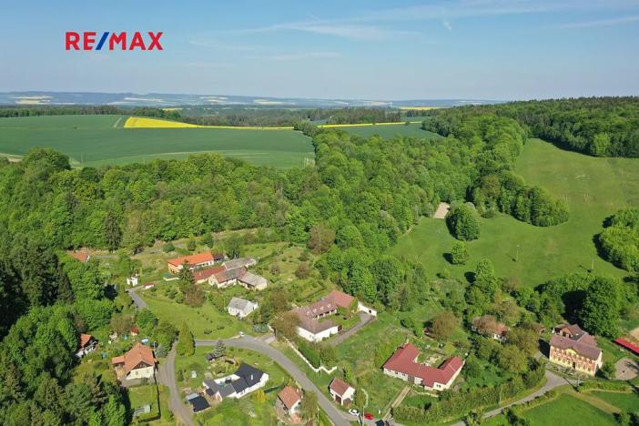 Prodej rodinného domu, Janůvky, 457 m2