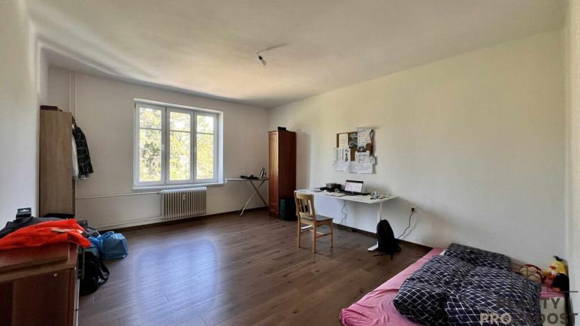 Pronájem bytu 2+1, Třinec, nám. Míru, 80 m2