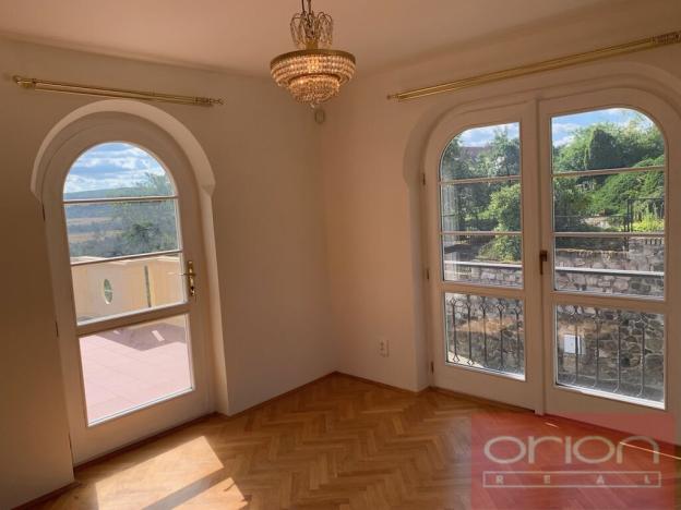 Pronájem vily, Černošice, V Horce, 300 m2