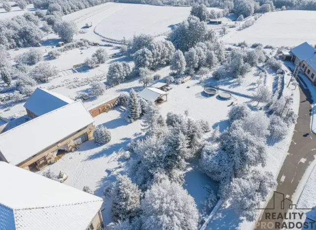 Prodej rodinného domu, Kučerov, 292 m2