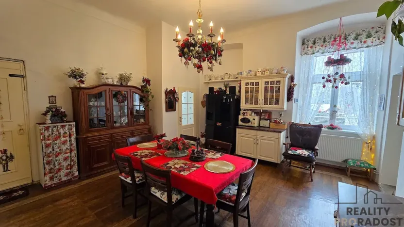Prodej rodinného domu, Kučerov, 292 m2