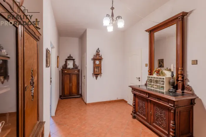 Prodej rodinného domu, Kučerov, 292 m2