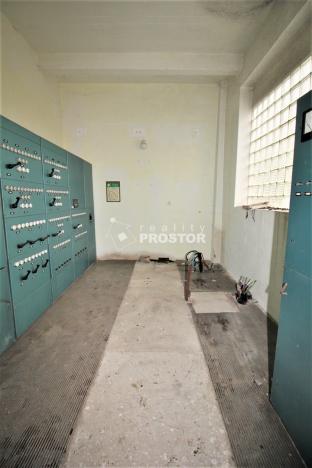 Pronájem skladu, Nučice, K Desítce, 400 m2