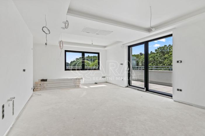 Prodej bytu 3+kk, Praha - Vysočany, Spojovací, 79 m2