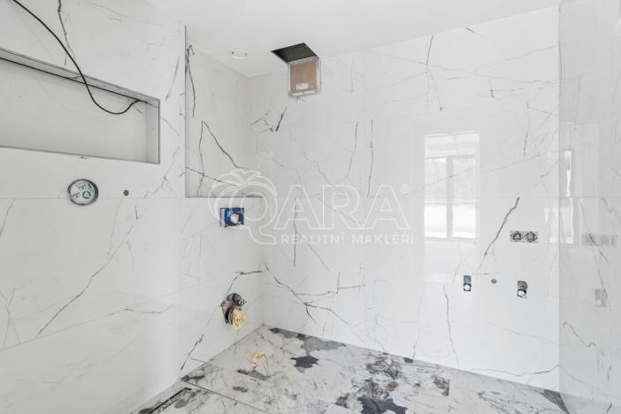 Prodej bytu 3+kk, Praha - Vysočany, Spojovací, 79 m2