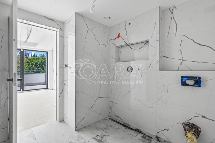 Prodej bytu 3+kk, Praha - Vysočany, Spojovací, 79 m2