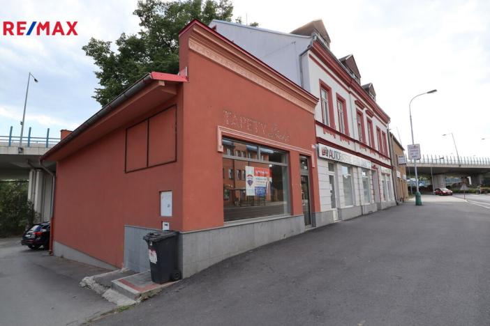 Pronájem obchodního prostoru, Karlovy Vary - Rybáře, Sokolovská, 75 m2