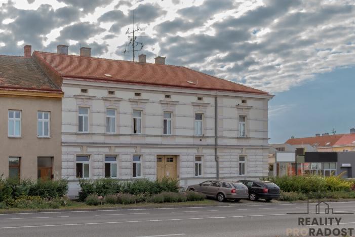 Prodej bytu 2+1, Znojmo, Vídeňská třída, 69 m2