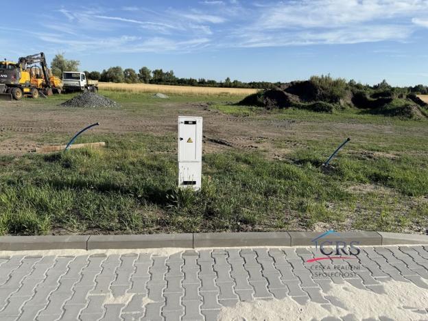 Prodej pozemku pro bydlení, Sány, 972 m2