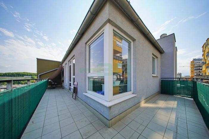 Pronájem bytu 2+kk, Praha - Vysočany, Pod Harfou, 66 m2
