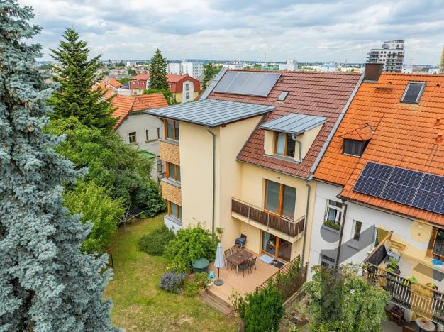 Prodej rodinného domu, Praha - Hostivař, Hornoměcholupská, 537 m2