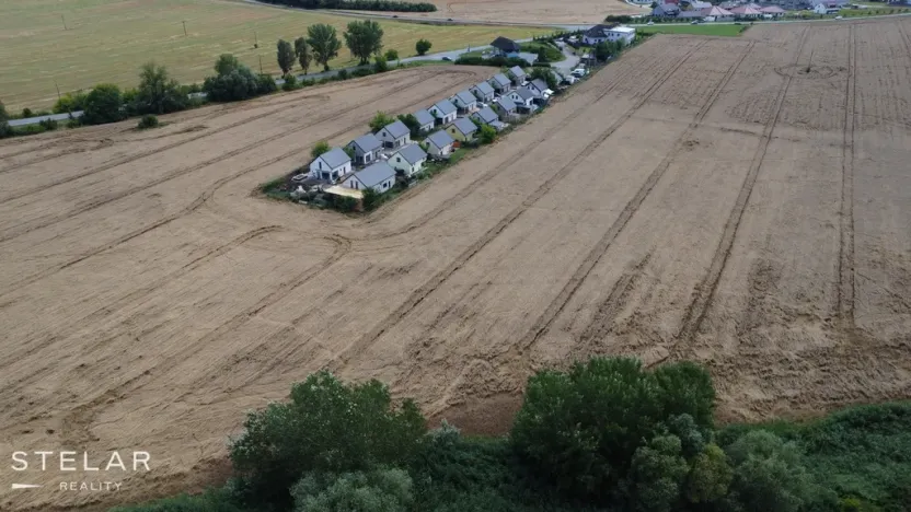 Prodej sadu/vinice, Milovice, 13631 m2