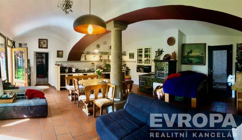 Prodej rodinného domu, Bukovany, 208 m2