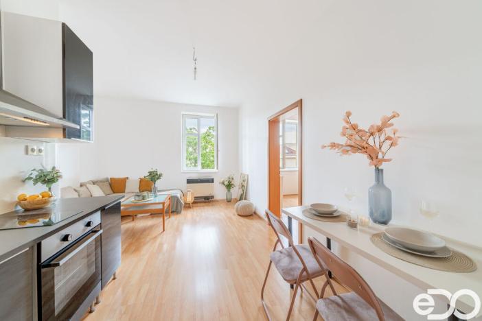 Pronájem bytu 2+kk, Praha, Husinecká, 45 m2