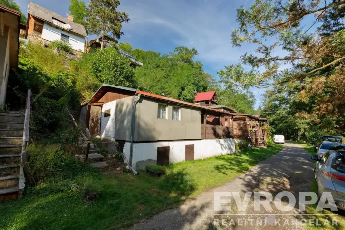 Prodej chaty, Chrást, 66 m2