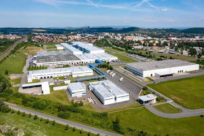 Pronájem skladu, Hranice, Olomoucká, 900 m2