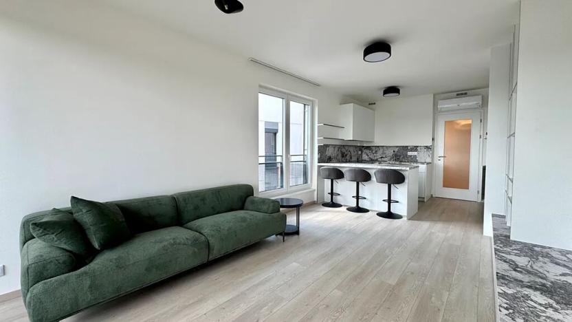 Pronájem bytu 2+kk, Praha, Výstavní, 59 m2
