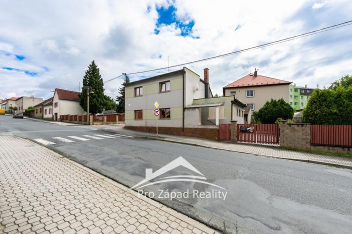 Prodej rodinného domu, Chlumčany, Komenského, 154 m2