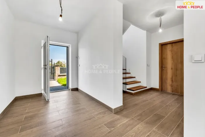 Prodej rodinného domu, Cerhenice, Antonína Hampla, 238 m2