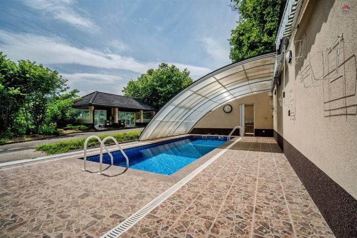 Prodej rodinného domu, Turnov - Bukovina, 450 m2