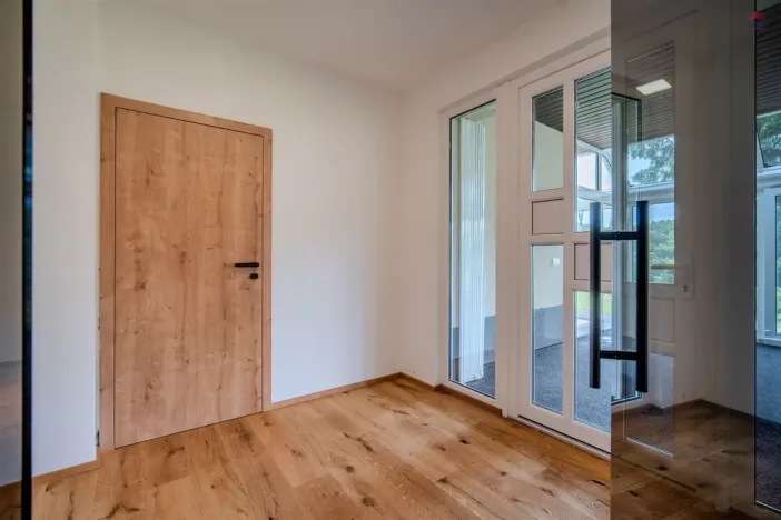 Prodej rodinného domu, Turnov - Bukovina, 450 m2