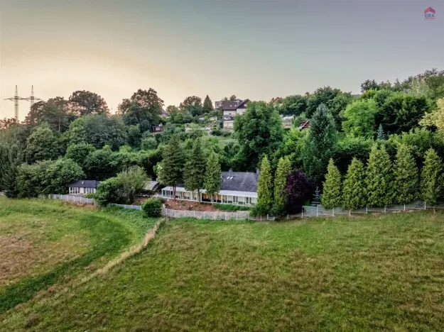 Prodej rodinného domu, Turnov - Bukovina, 450 m2