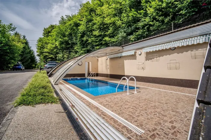 Prodej rodinného domu, Turnov - Bukovina, 450 m2