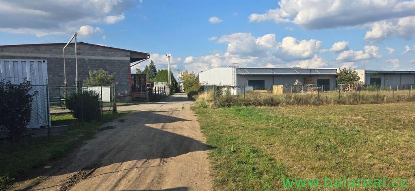 Prodej pole, Šlapanice, 2007 m2