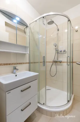 Pronájem bytu 2+kk, Praha - Košíře, Česká, 46 m2