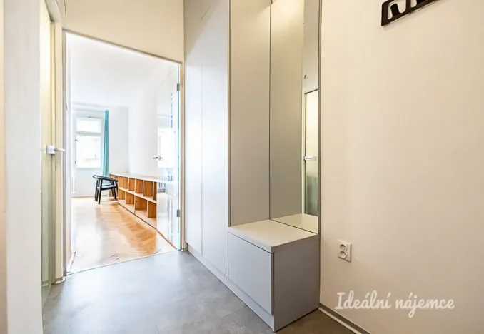 Pronájem bytu 1+kk, Praha - Staré Město, Dlouhá, 30 m2