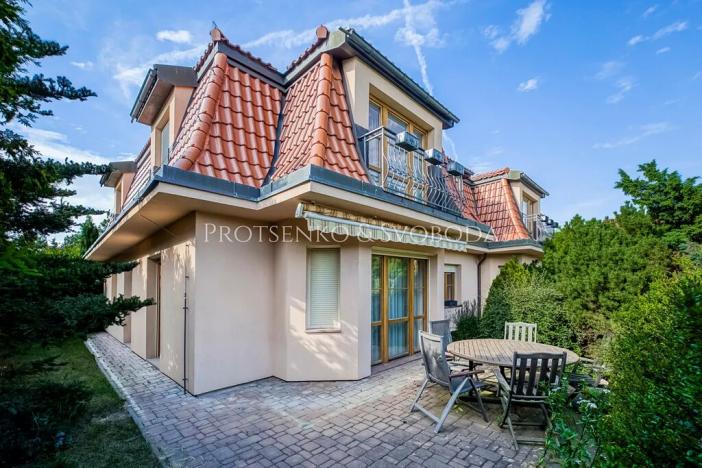 Prodej rodinného domu, Vestec, Průběžná, 427 m2