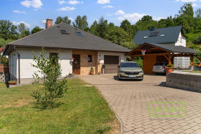 Prodej rodinného domu, Slaná - Bořkov, 256 m2