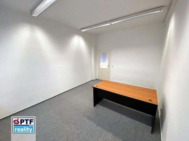 Pronájem kanceláře, Plzeň, Domažlická, 17 m2