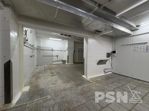 Pronájem výrobních prostor, Brno, U vlečky, 949 m2