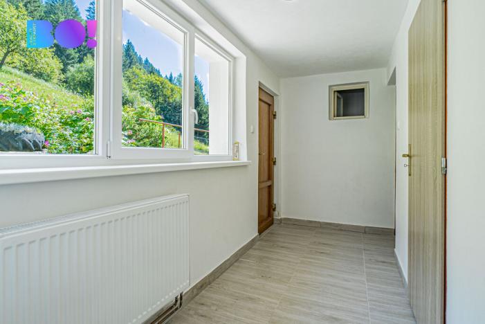 Prodej chalupy, Hutisko-Solanec - Solanec pod Soláněm, 180 m2