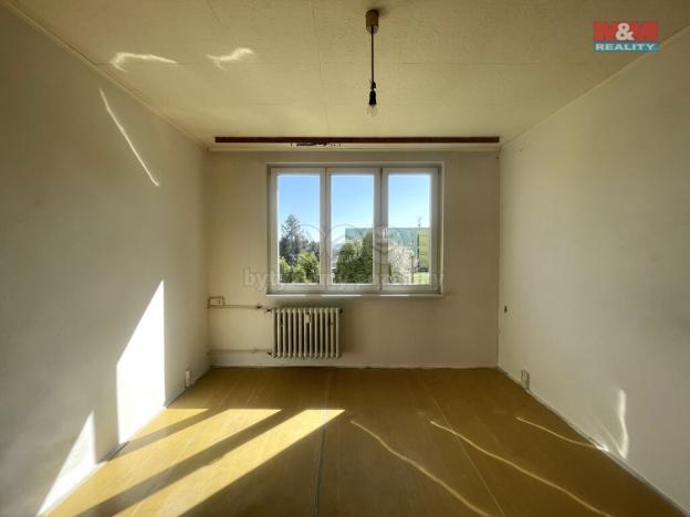 Pronájem bytu 1+kk, Postoloprty, Jiráskovo náměstí, 20 m2