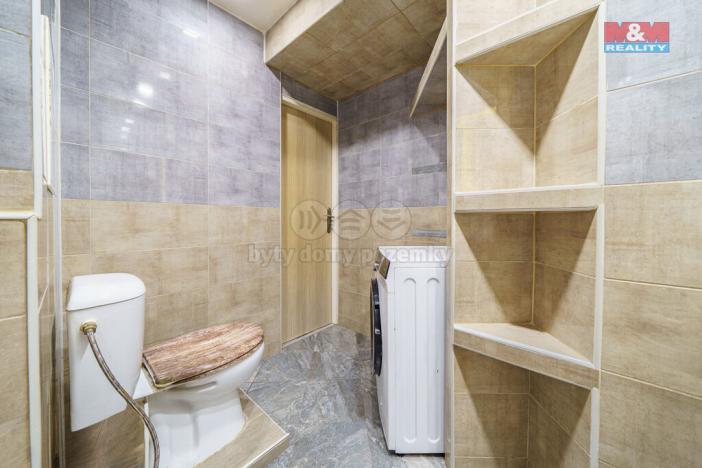 Prodej bytu 4+1, Klášterec nad Ohří, Okružní, 77 m2