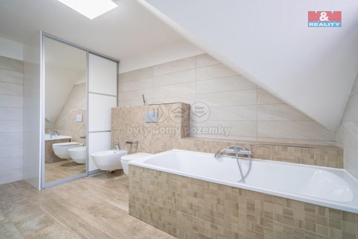 Prodej rodinného domu, Bystřice - Nesvačily, 170 m2