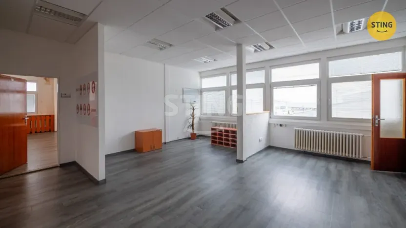 Prodej kanceláře, Bruntál, Zahradní, 2589 m2