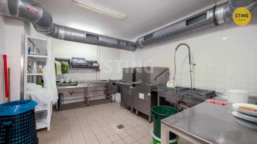 Prodej kanceláře, Bruntál, Zahradní, 2589 m2