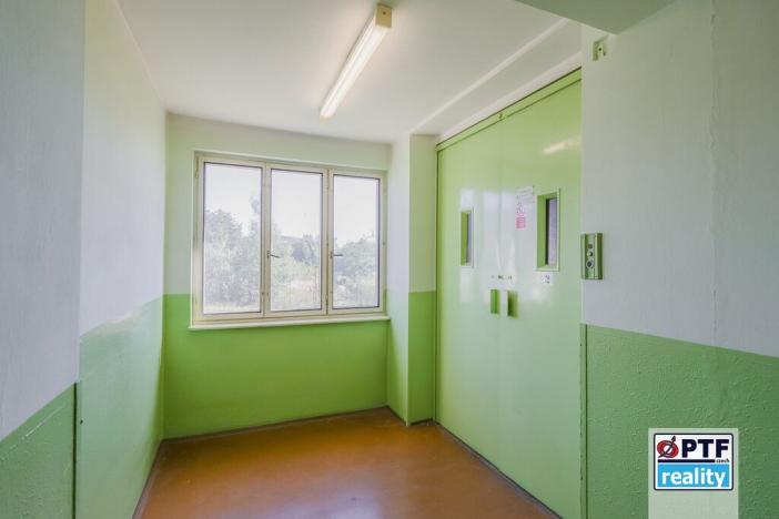 Pronájem výrobních prostor, Karlovy Vary, Jáchymovská, 50 m2