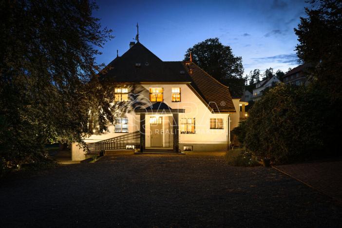 Prodej vily, Nižbor, Nad Sklárnou, 747 m2