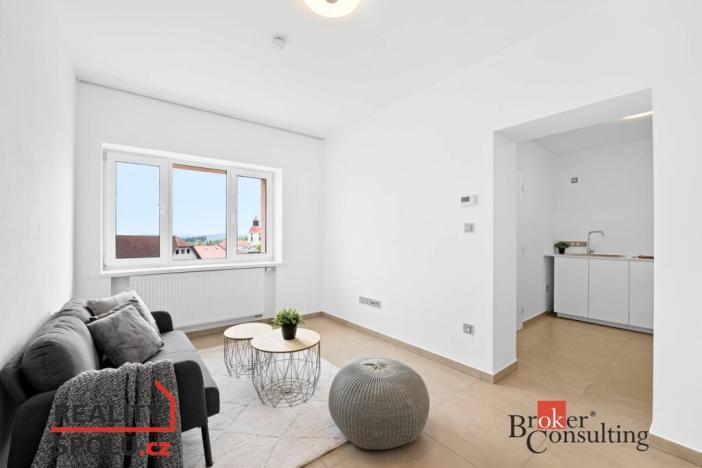 Prodej bytu 2+kk, Žacléř, Rýchorské náměstí, 37 m2