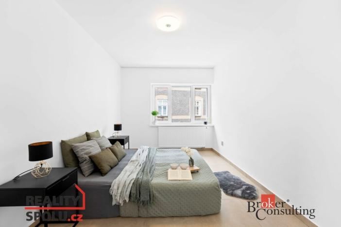 Prodej bytu 2+kk, Žacléř, Rýchorské náměstí, 37 m2