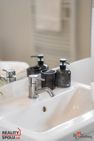 Prodej bytu 2+kk, Žacléř, Rýchorské náměstí, 37 m2