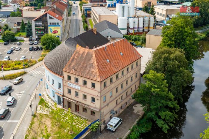 Prodej obchodního prostoru, Strakonice - Strakonice II, Komenského, 800 m2