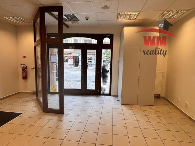 Pronájem komerční nemovitosti, Karlovy Vary, Dr. Davida Bechera, 270 m2