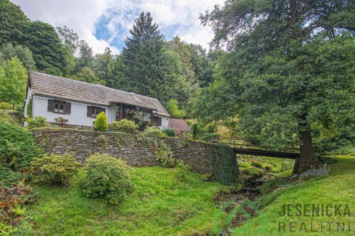 Prodej rodinného domu, Javorník - Travná, 75 m2