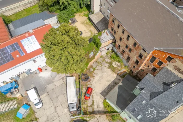 Prodej komerční nemovitosti, Sokolov, Nádražní, 1600 m2