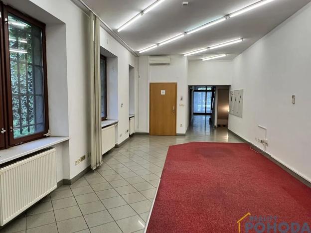 Pronájem komerční nemovitosti, Choceň, náměstí Tyršovo, 500 m2